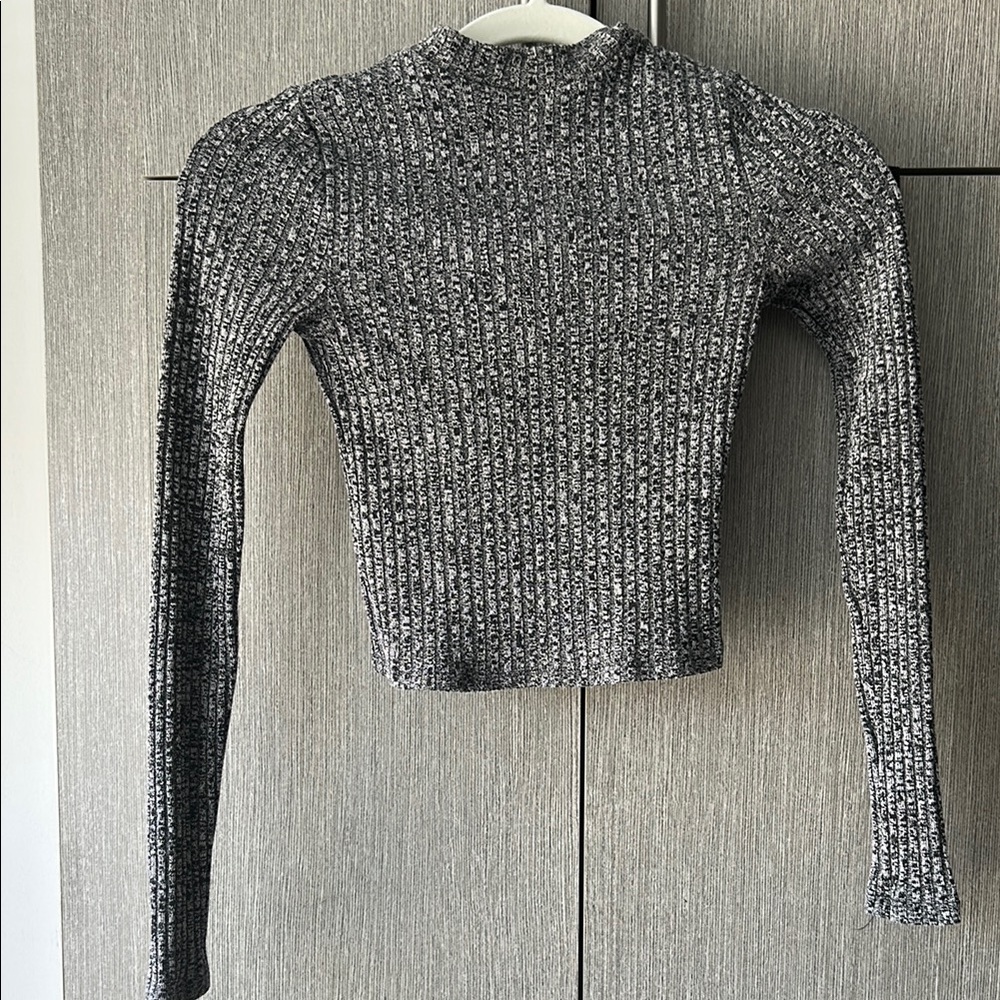 Express Black and Gray Ribbed Crop Sweater
